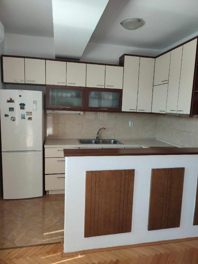Tropicana Apartment Скопие Екстериор снимка